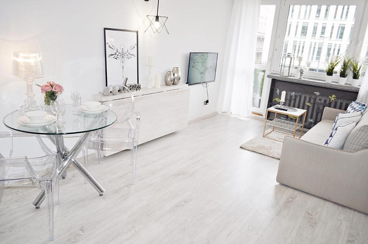 Golden View Apartment วอร์ซอ ภายนอก รูปภาพ