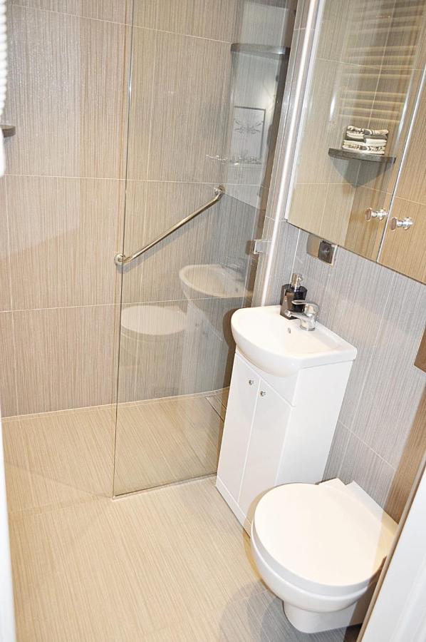 Golden View Apartment วอร์ซอ ภายนอก รูปภาพ