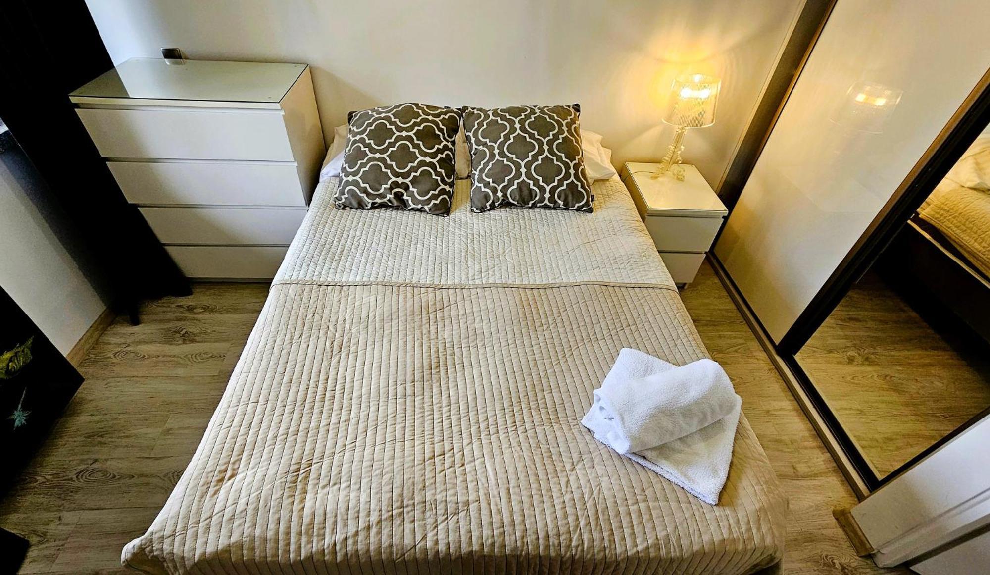 Golden View Apartment วอร์ซอ ภายนอก รูปภาพ